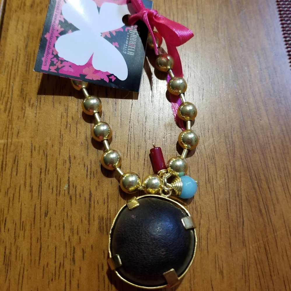 Bracelet with "Pepa de Zamuro"